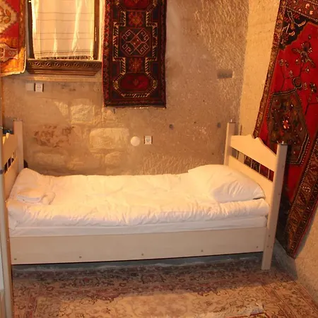 In Peace Cave * 格雷梅