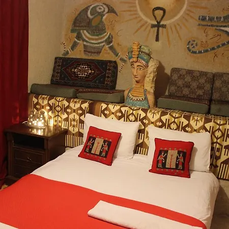 In Peace Cave 格雷梅