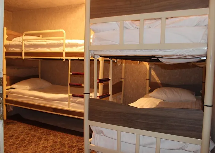 Albergue In Peace Cave