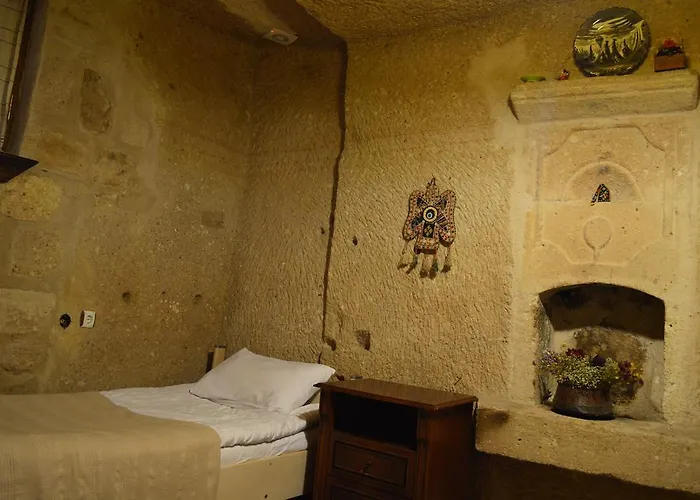 Albergue In Peace Cave